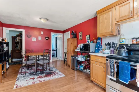105 Allds Street Nashua NH 03060