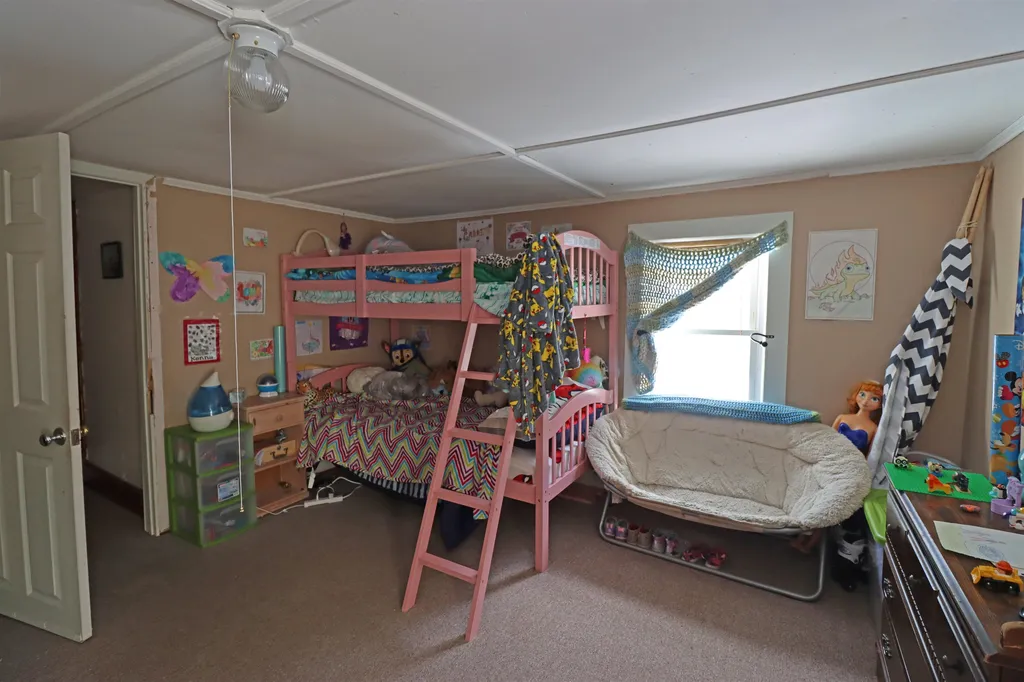 67 Milton Road Rochester NH 03868