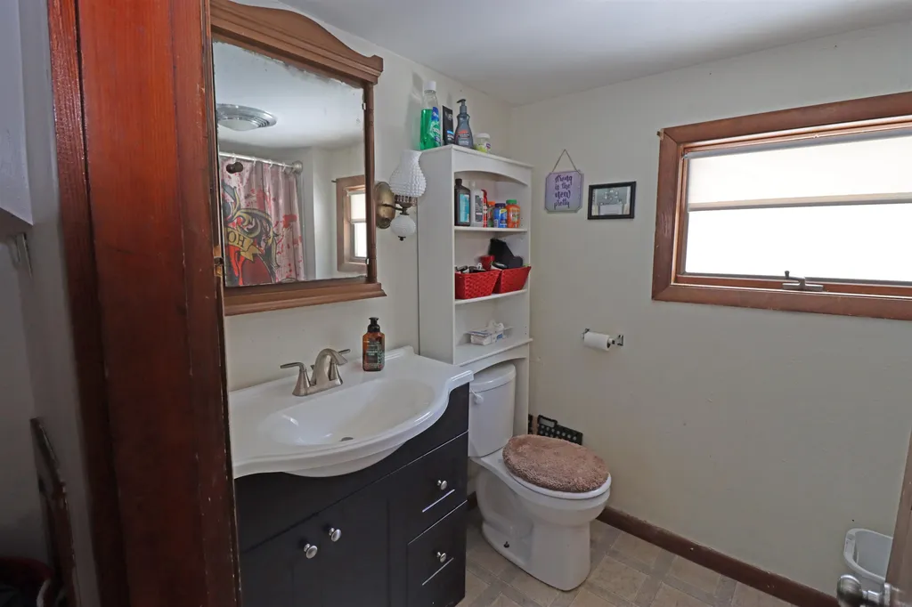 67 Milton Road Rochester NH 03868