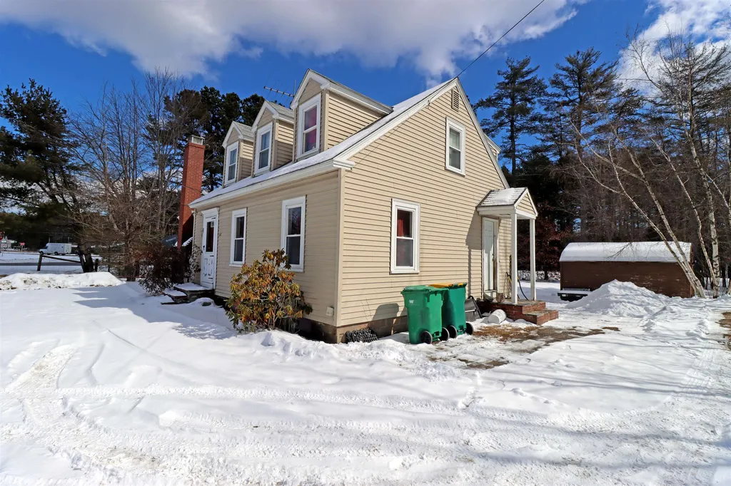 67 Milton Road Rochester NH 03868