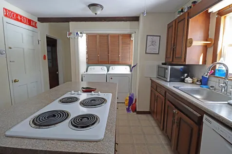 67 Milton Road Rochester NH 03868