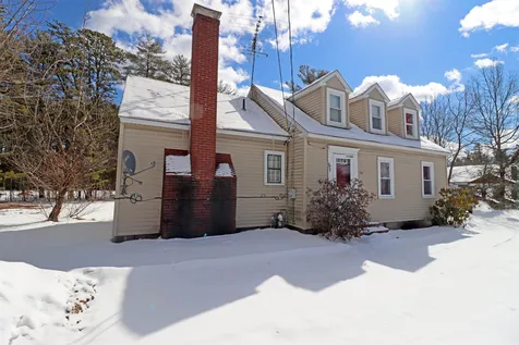 67 Milton Road Rochester NH 03868
