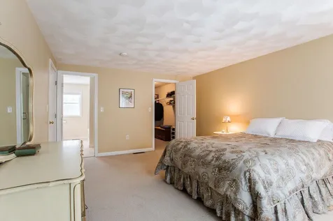 90 Nathaniel Drive Portsmouth NH 03801