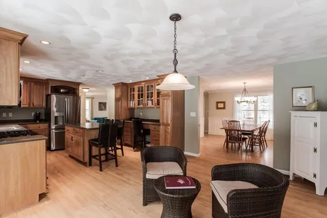 90 Nathaniel Drive Portsmouth NH 03801