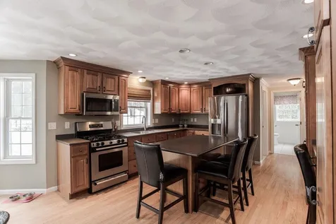 90 Nathaniel Drive Portsmouth NH 03801