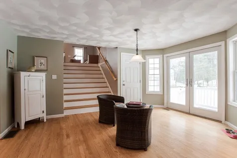 90 Nathaniel Drive Portsmouth NH 03801