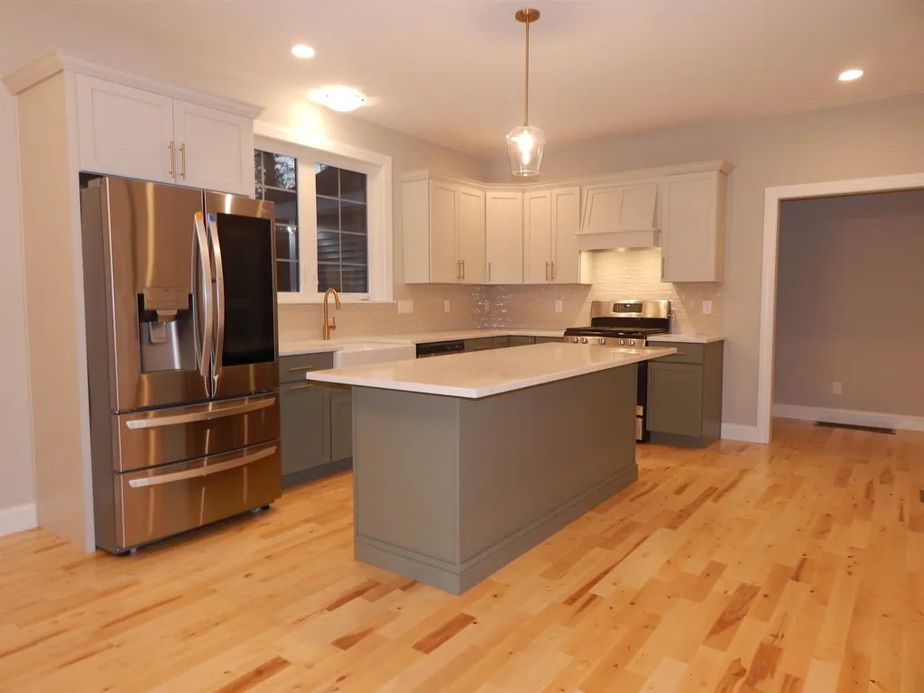 23 Rose Fountain Lane Hampton NH 03842