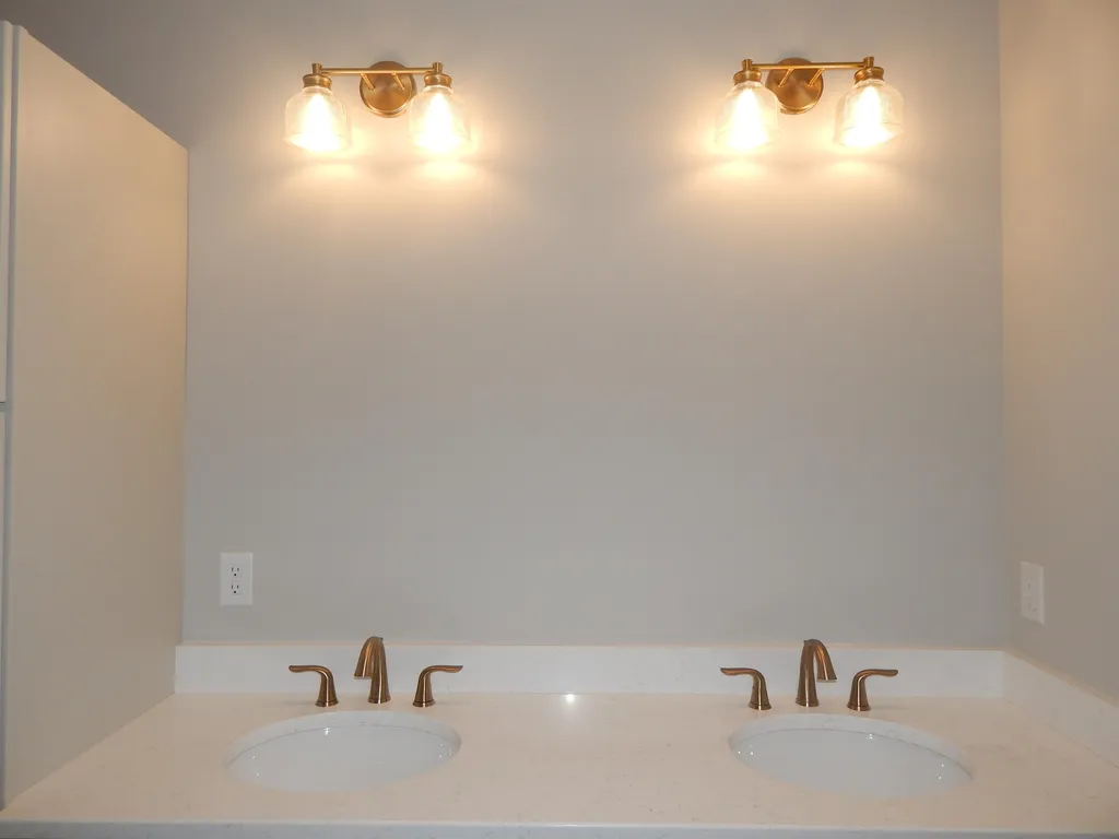 23 Rose Fountain Lane Hampton NH 03842