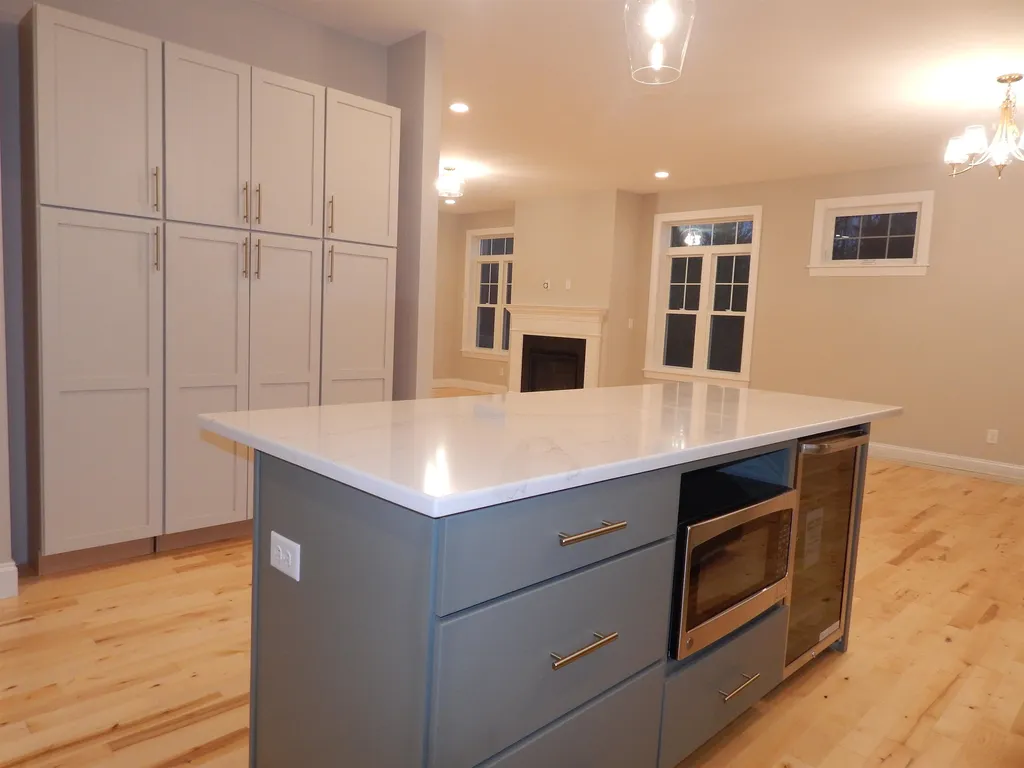 23 Rose Fountain Lane Hampton NH 03842