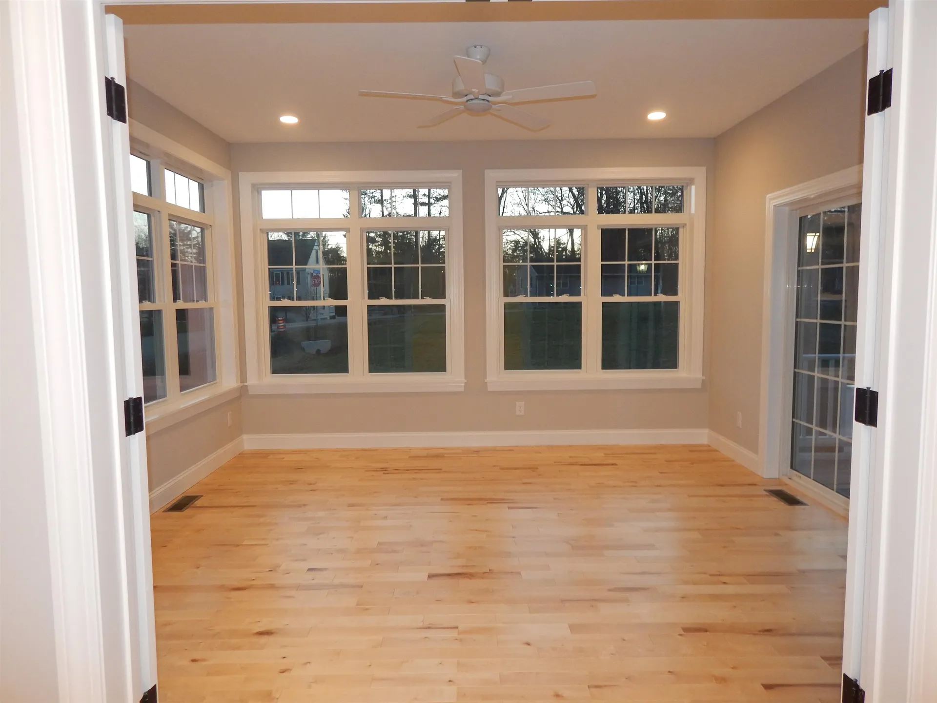 23 Rose Fountain Lane Hampton NH 03842