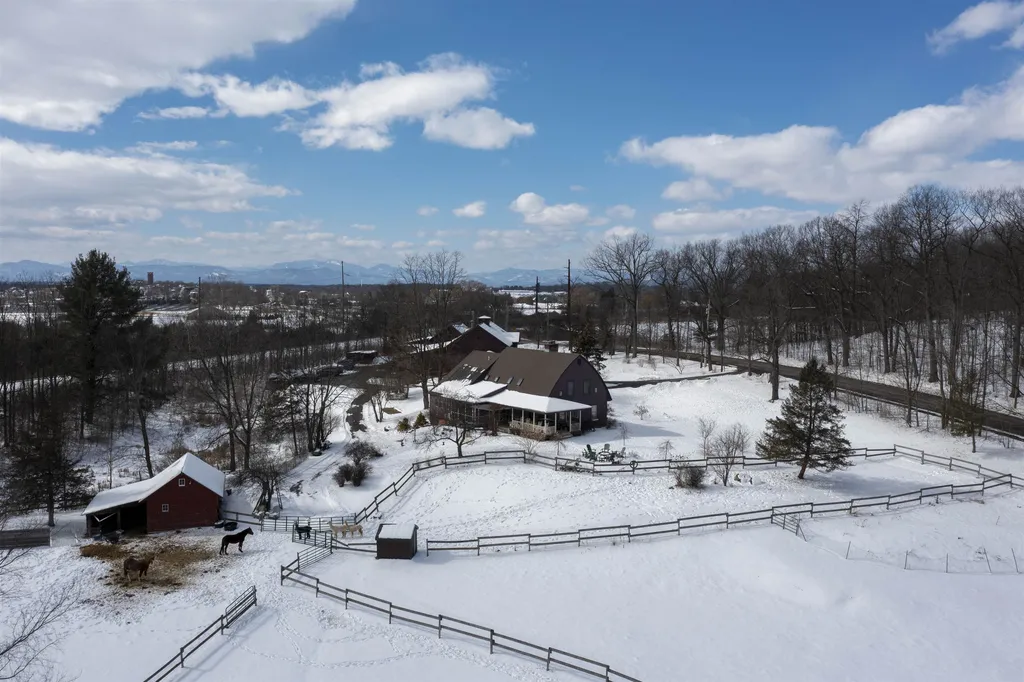 462 Monkton Road Ferrisburgh VT 05456