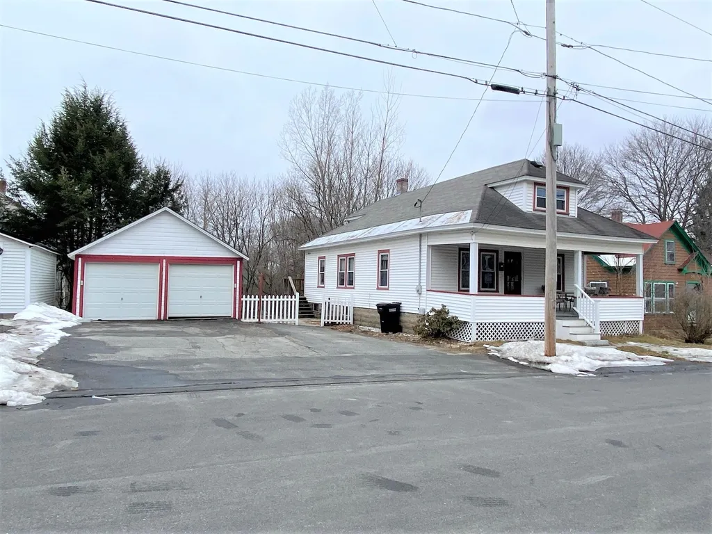 34 Centennial Street Claremont NH 03743
