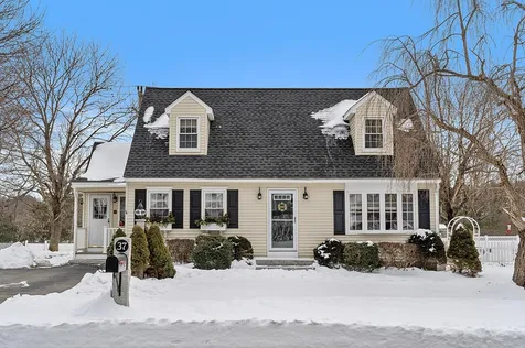 37 Syracuse Road Nashua NH 03064