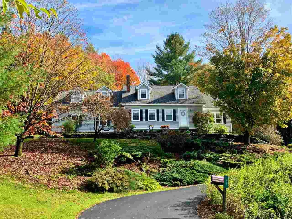 92 Coolidge Circle St. Johnsbury VT 05819