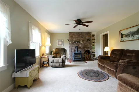 92 Coolidge Circle St. Johnsbury VT 05819