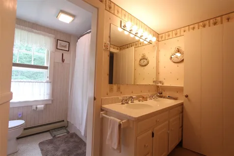 92 Coolidge Circle St. Johnsbury VT 05819