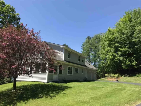 92 Coolidge Circle St. Johnsbury VT 05819