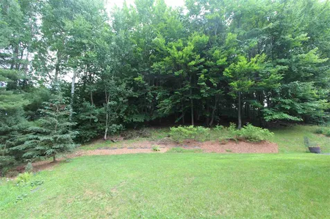 92 Coolidge Circle St. Johnsbury VT 05819