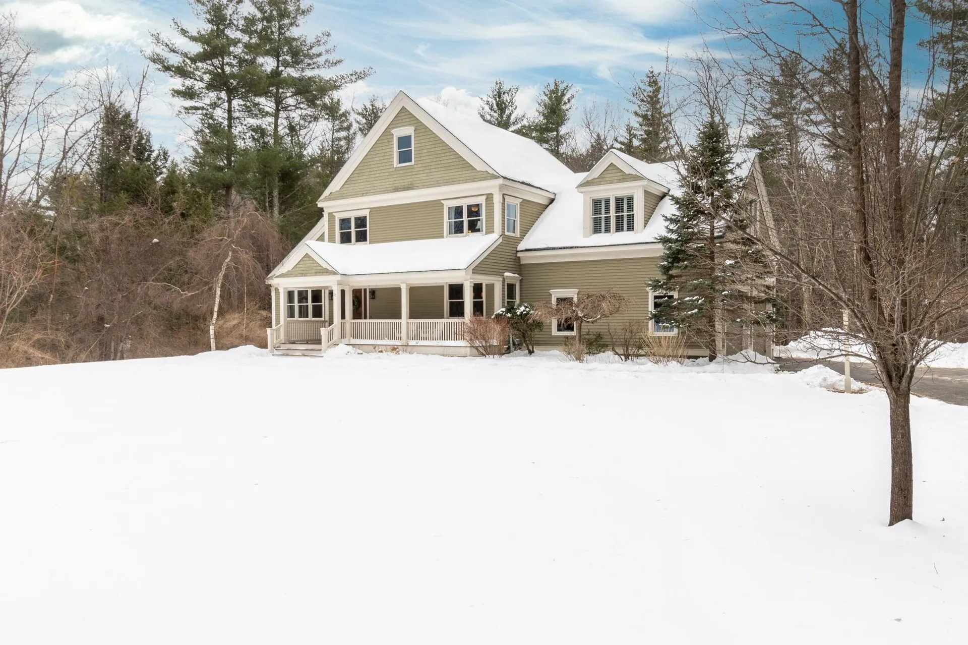 25 Woodman Road South Hampton NH 03827