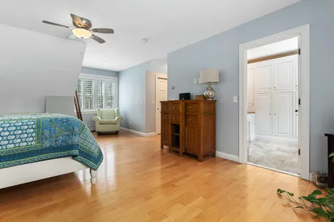 25 Woodman Road South Hampton NH 03827