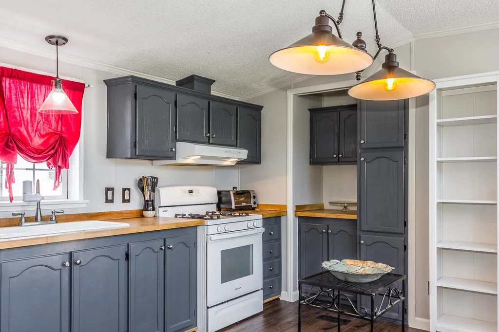98 Riverbend Way Woodstock VT 05091