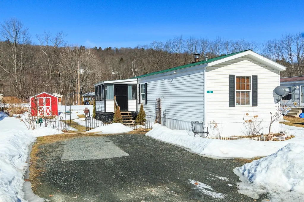 98 Riverbend Way Woodstock VT 05091