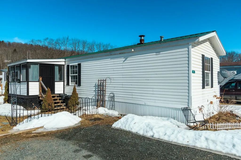 98 Riverbend Way Woodstock VT 05091