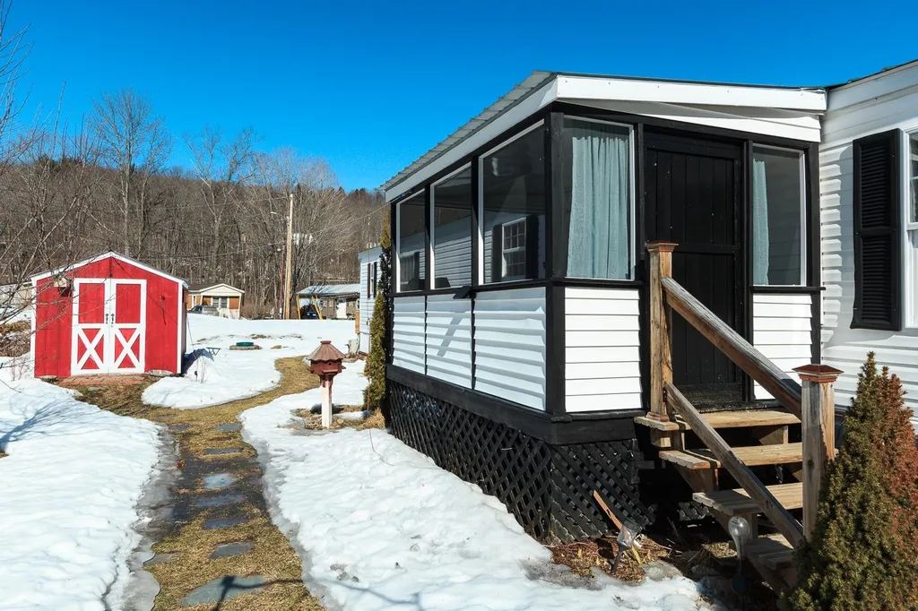 98 Riverbend Way Woodstock VT 05091