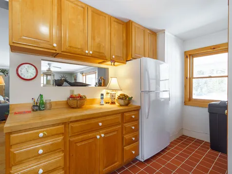1368 Macdonald Road Washington VT 05675