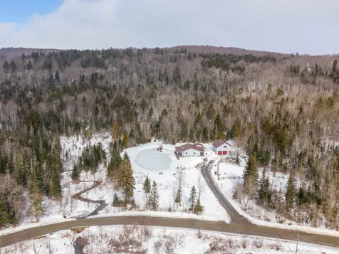 1368 Macdonald Road Washington VT 05675
