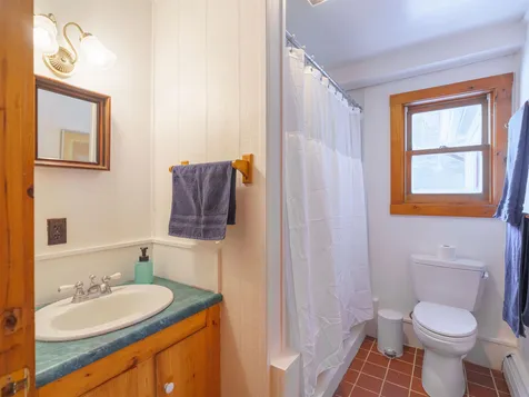1368 Macdonald Road Washington VT 05675
