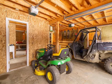 1368 Macdonald Road Washington VT 05675
