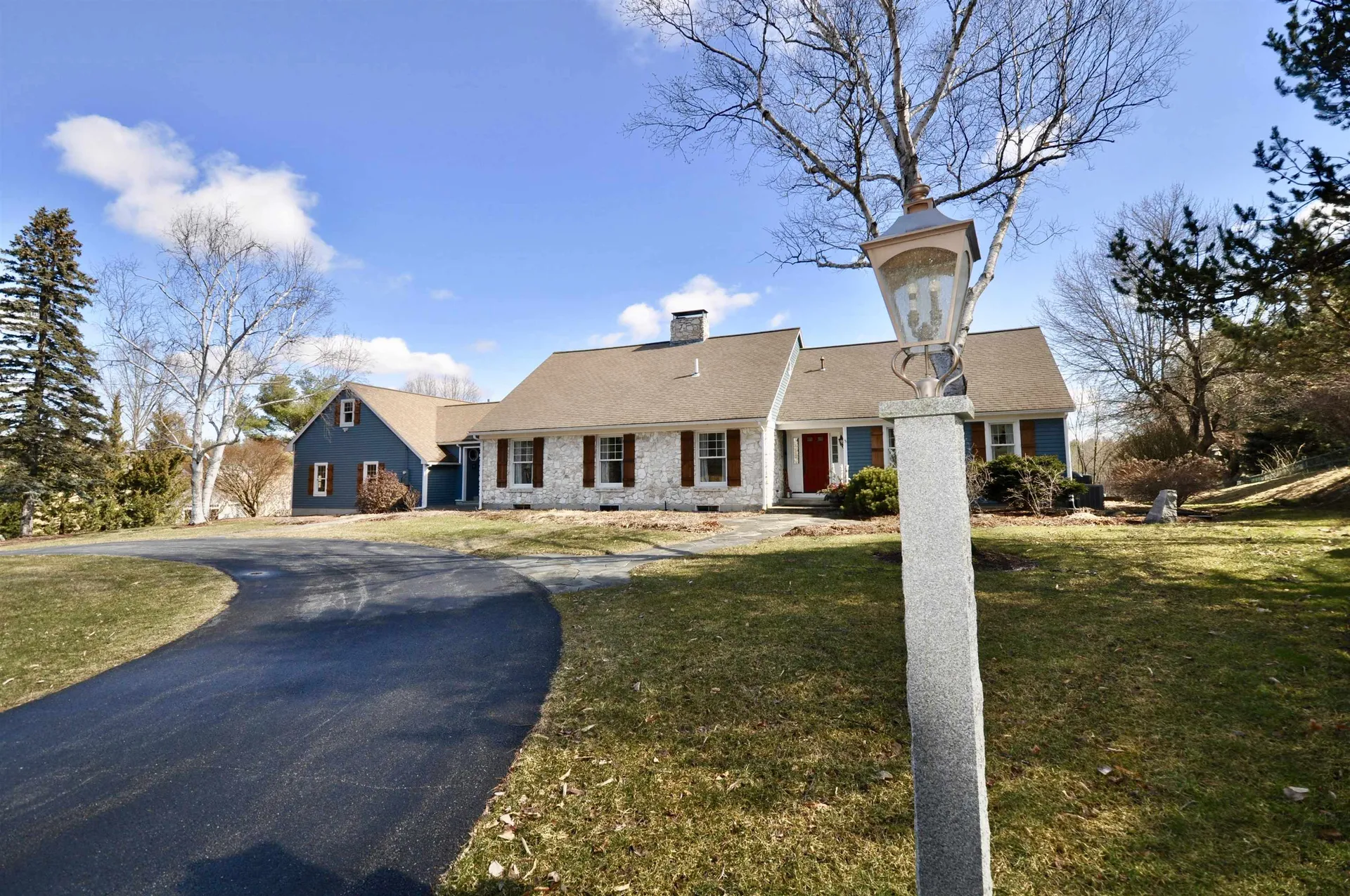 146 Dow Road Hollis NH 03049