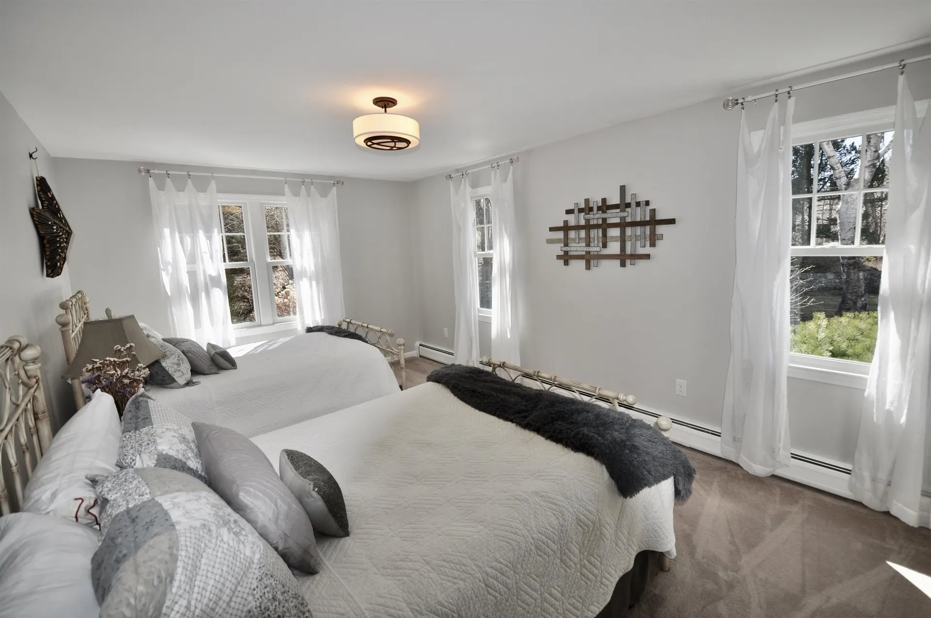 146 Dow Road Hollis NH 03049