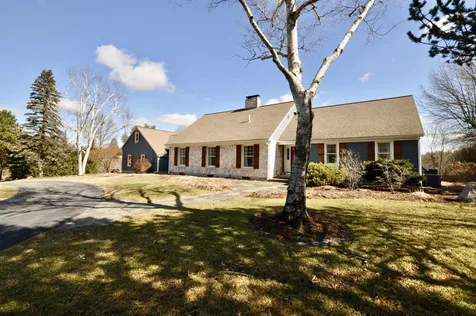 146 Dow Road Hollis NH 03049