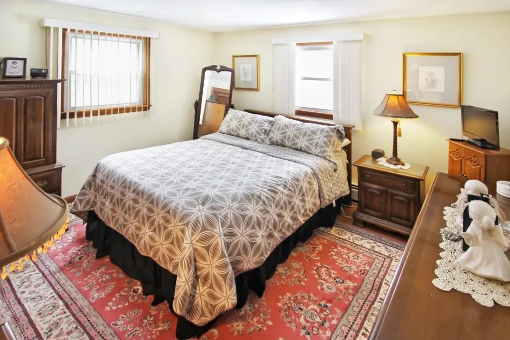 52 Matthias Street Salem NH 03079