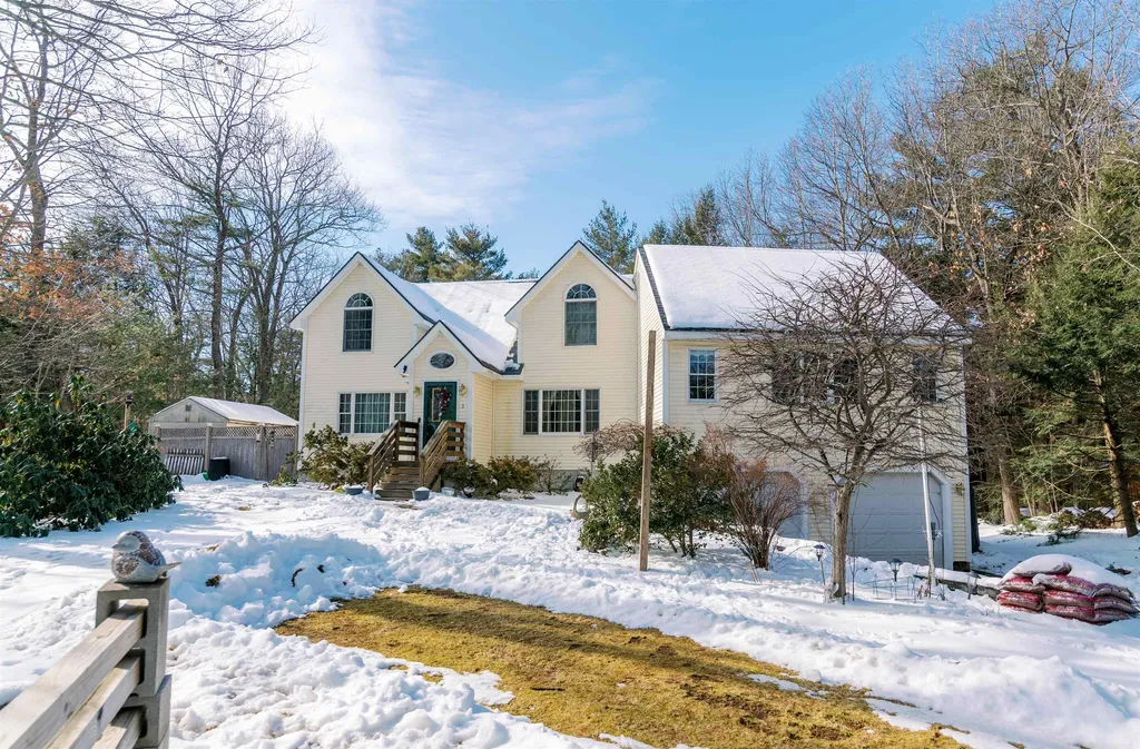 3 Tartan Court Danville NH 03819
