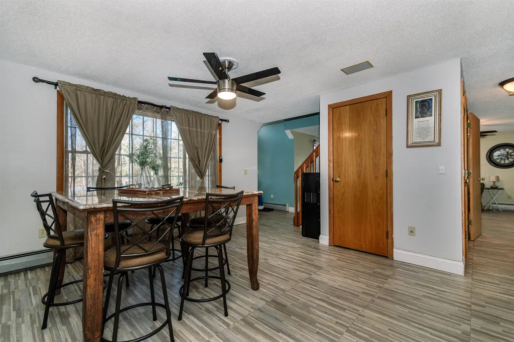 3 Tartan Court Danville NH 03819