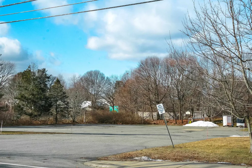 355 Spinney Road Portsmouth NH 03801