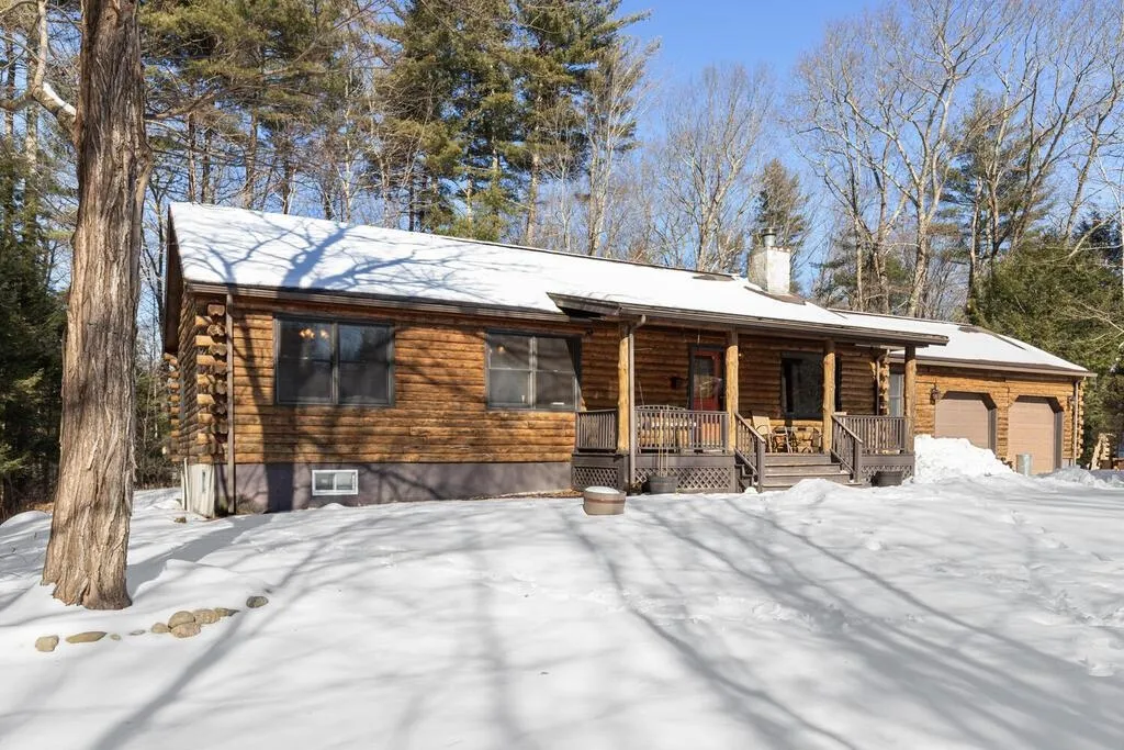 3 Country View Drive Raymond NH 03077