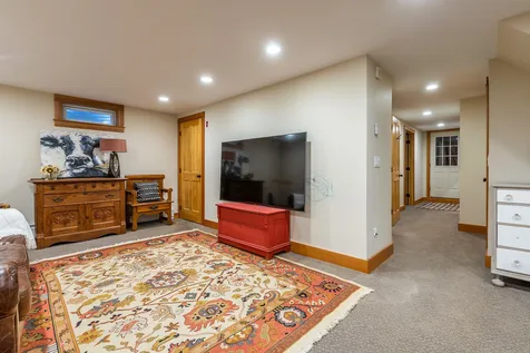 38 Red Brook Road Winhall VT 05340