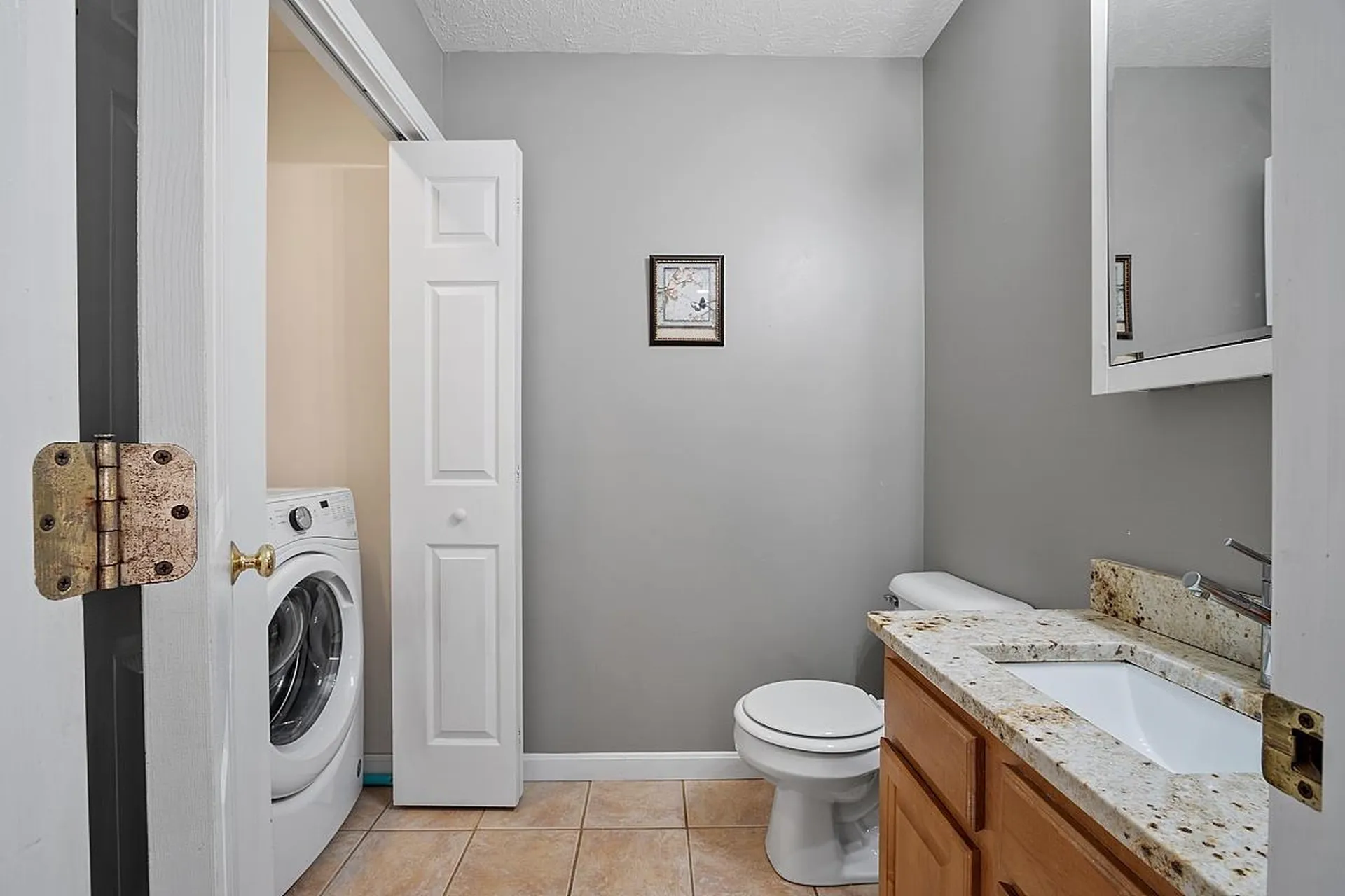 12 Dove Road Hooksett NH 03106