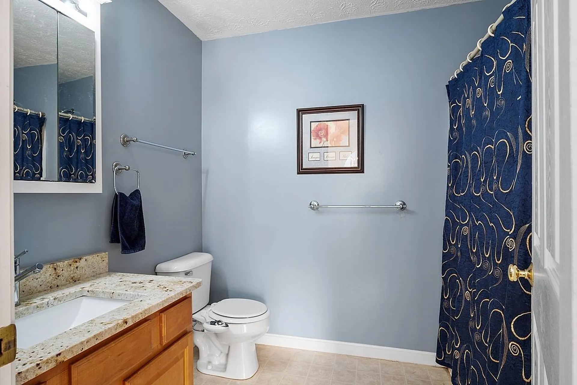 12 Dove Road Hooksett NH 03106