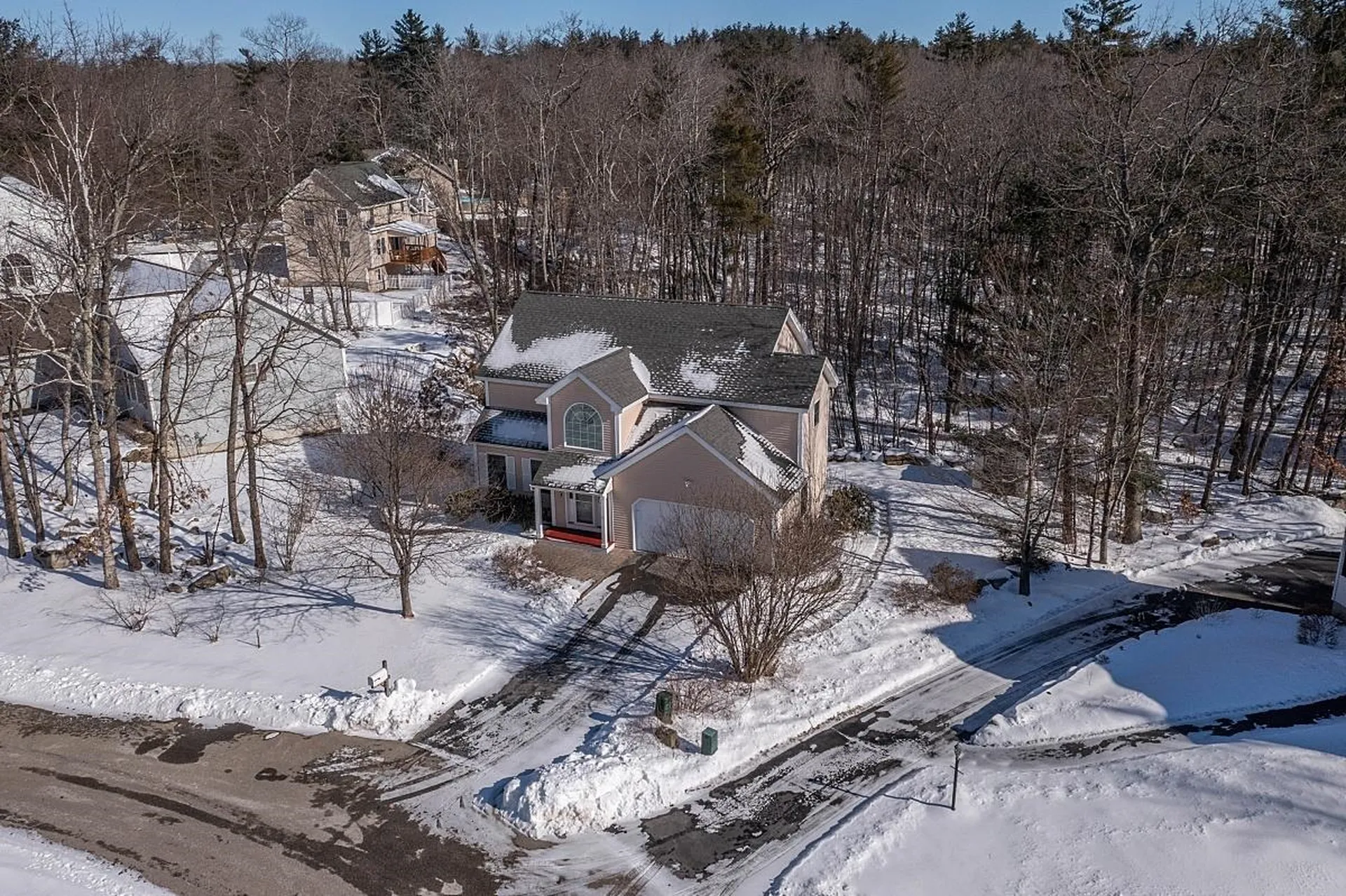 12 Dove Road Hooksett NH 03106
