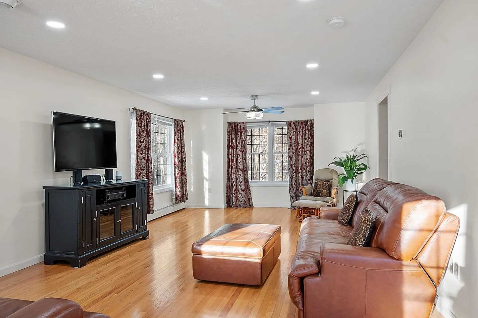 12 Dove Road Hooksett NH 03106