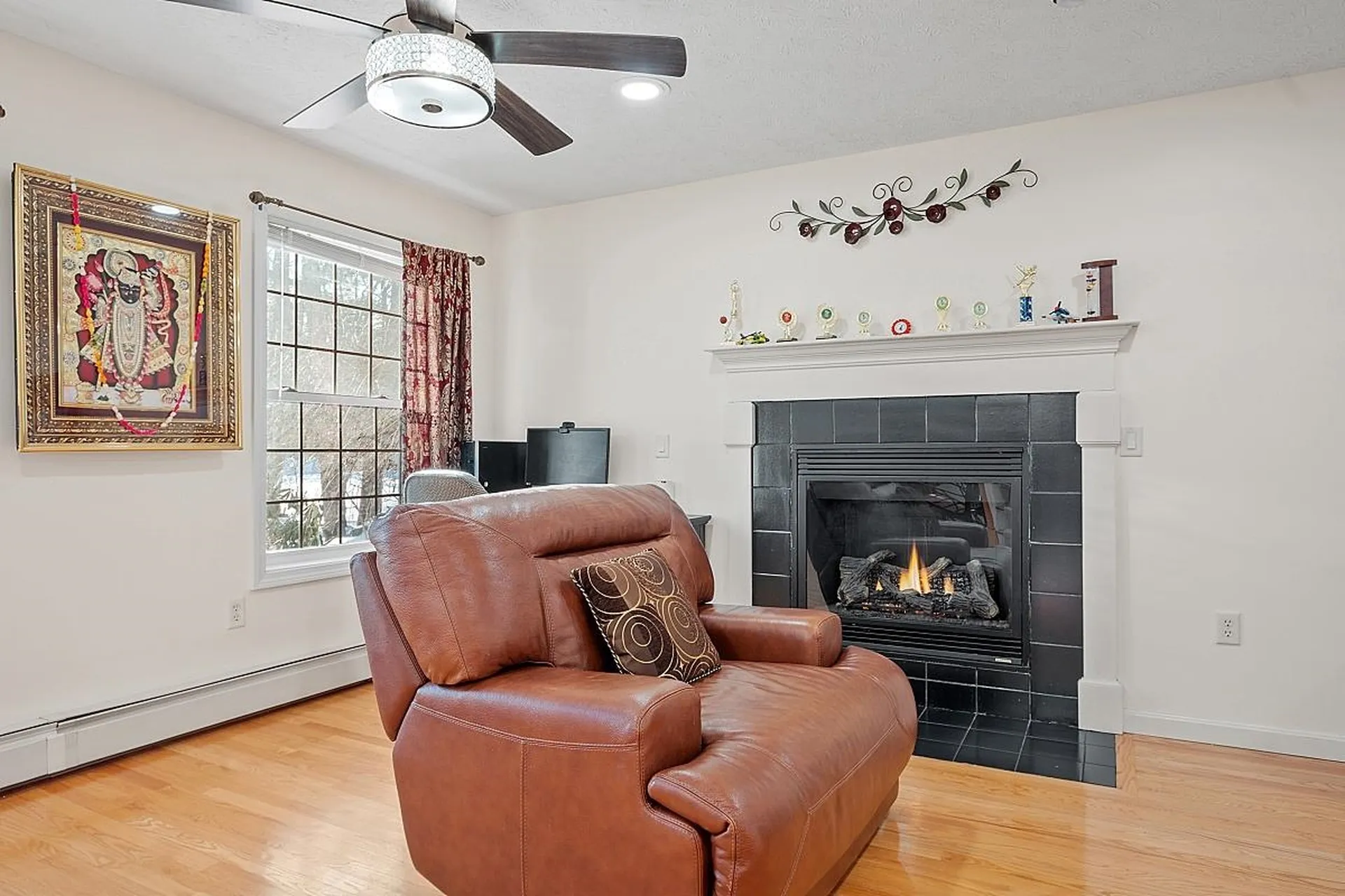 12 Dove Road Hooksett NH 03106