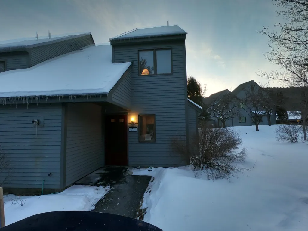 55 Heather Drive Hartford VT 05001