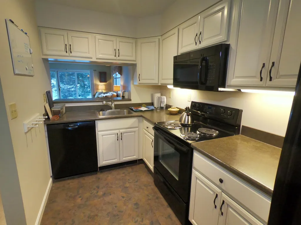 55 Heather Drive Hartford VT 05001