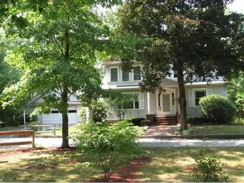 54 Cross Street Concord NH 03303