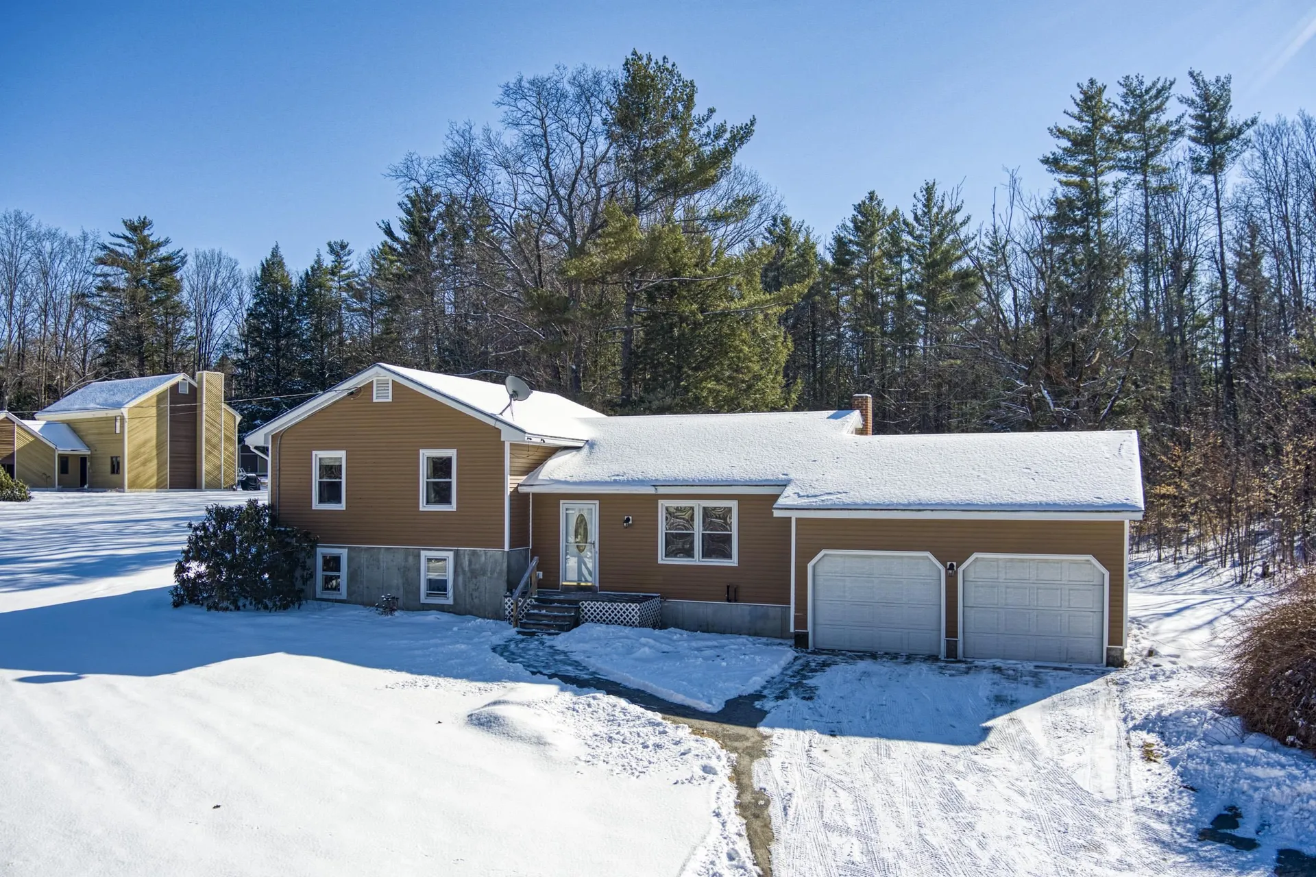 86 Bascom Road Newport NH 03773